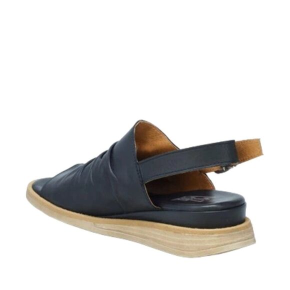 Miz Mooz Leather Backstrap Cornwall Sandal in Black Women's Size 42 - Picture 3 of 12